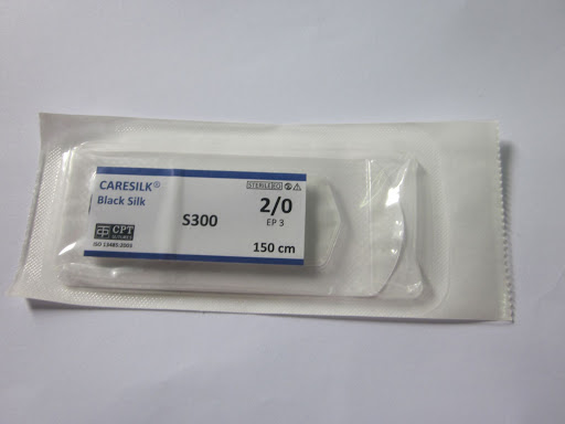 [HCM]Chỉ phẫu thuật CPT CARESILK Black Silk số (2/0 S300) (3/0 S20E18) (Tép)