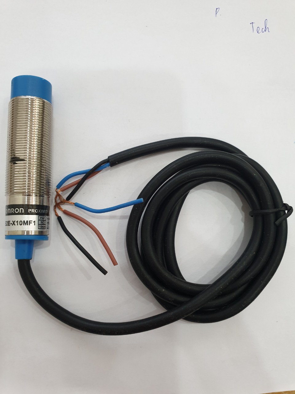 Cảm biến tiệm cận Omron tiệm cận E2E- X10MF1 phi 18 PNP No 6-36VDC