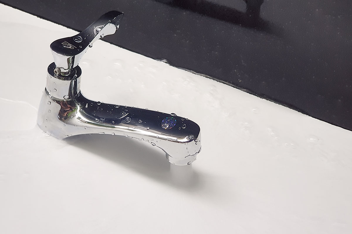 (Có Video) Vòi Lavabo lạnh Eurolife EL-LL116 (Trắng bạc)