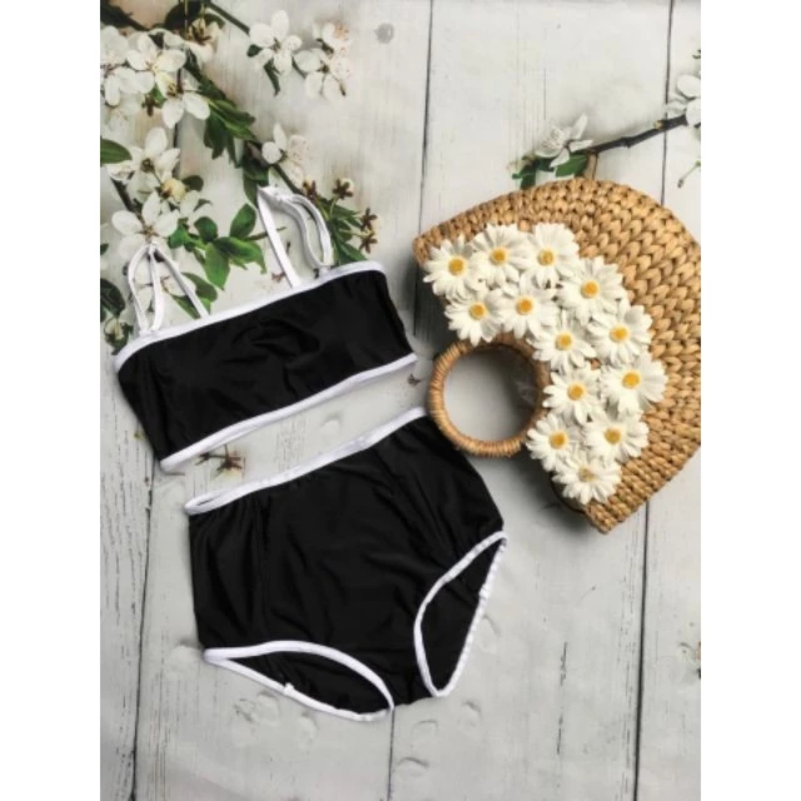 Bikini 2 mảnh quần cạp cao đen viền trắng
