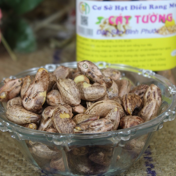 HẠT ĐIỀU RANG MUỐI NGUYÊN HẠT CÒN VỎ LỤA LOẠI A VIỆT (SIZE 520 HẠT/1KG) ĐÓNG 250-500G, HÀNG MỚI RANG MỖI NGÀY