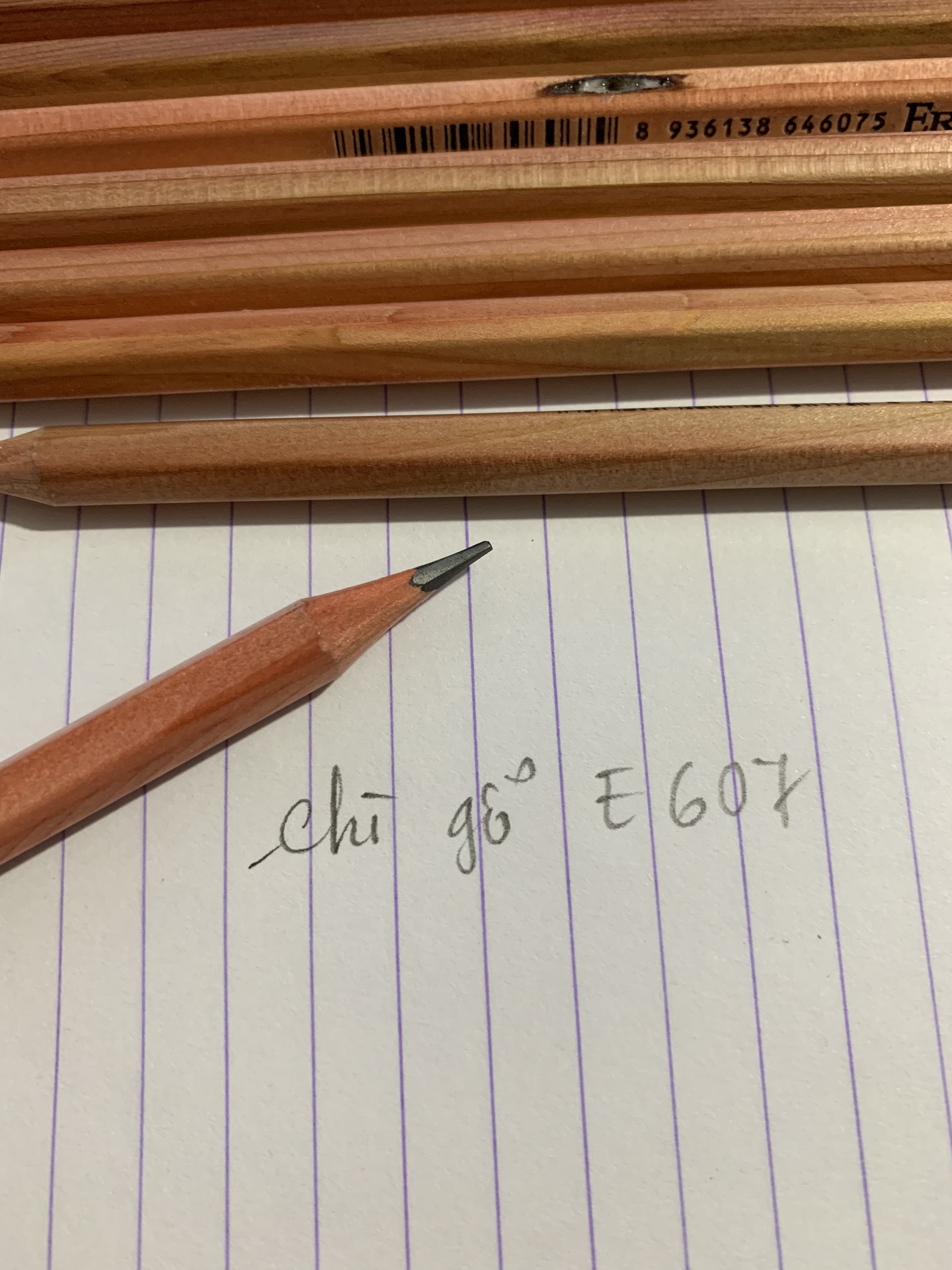 Chì mộc 2B không tẩy Eras E607 sản phẩm chính hãng