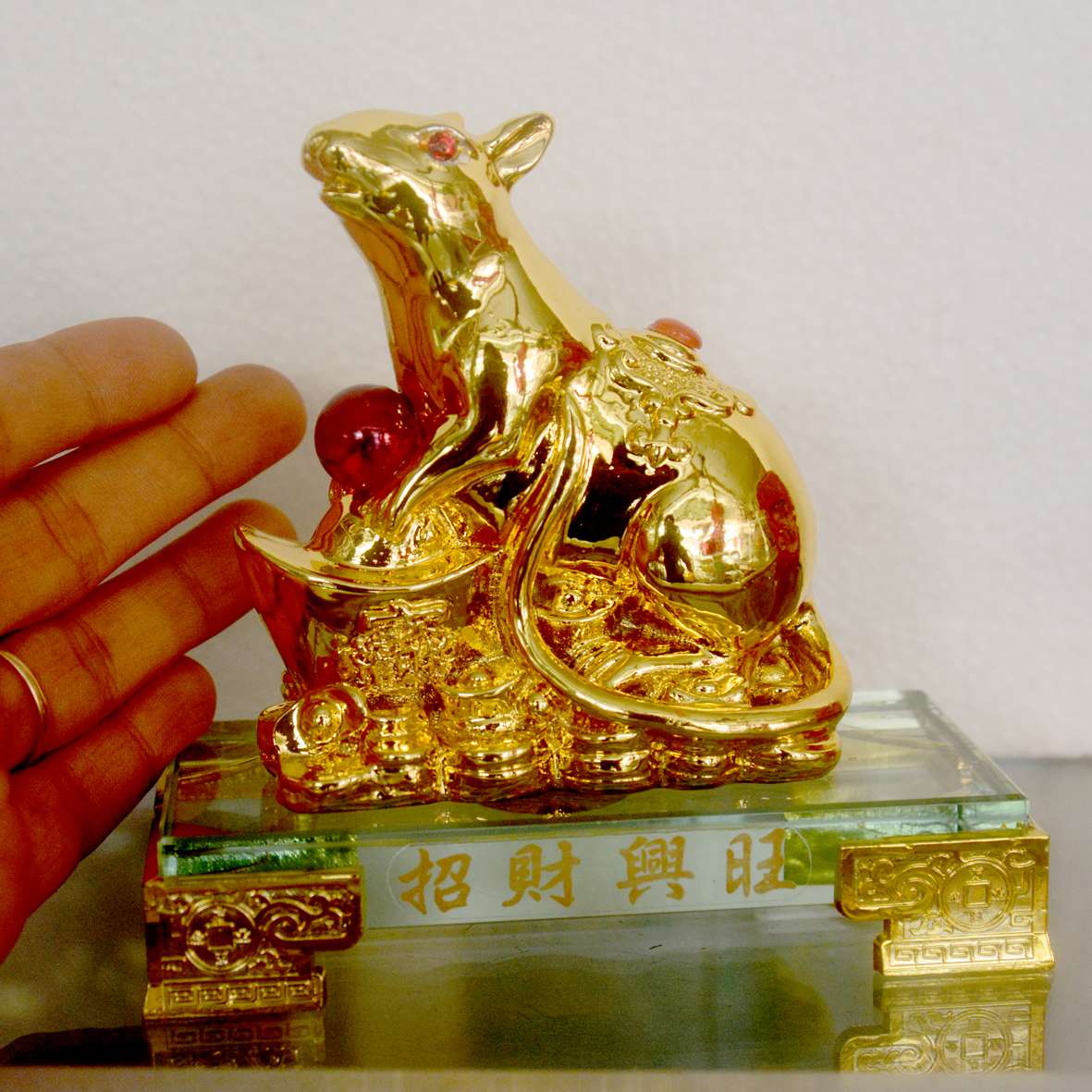 [HCM]Tượng con giáp đế kính sơn xi vàng