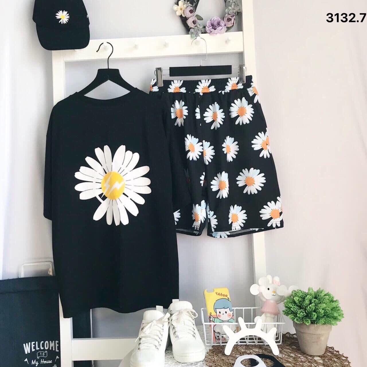 Sét bộ hoa cúc đen siêu ngầu đi biển TTSLA0152