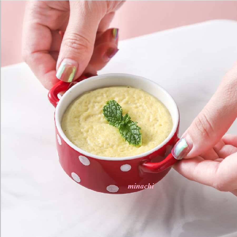 Bát ăn dặm sứ chấm bi có quai cầm