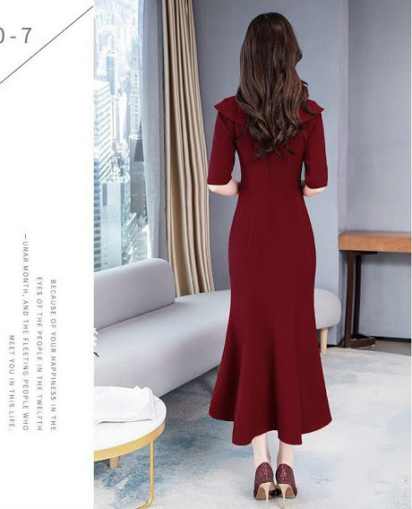 ĐẦM ĐUÔI CÁ ĐÍNH NƠ VAI TAY NGẮN