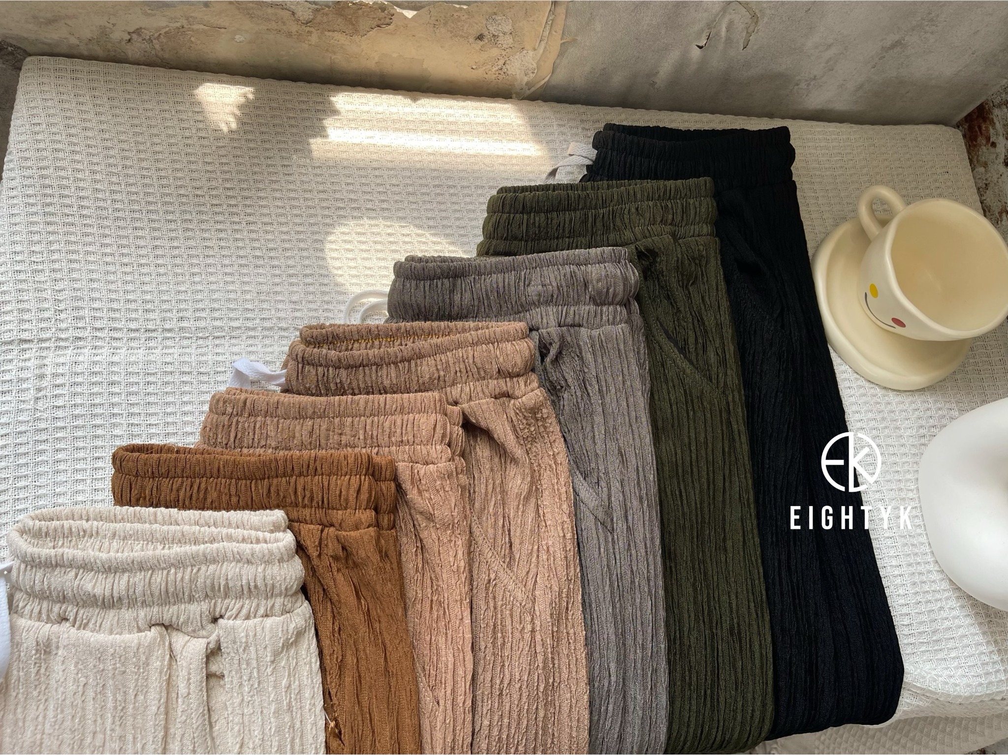 EIGHTYK Quần Dài Cullotes Thun Vải Xốp