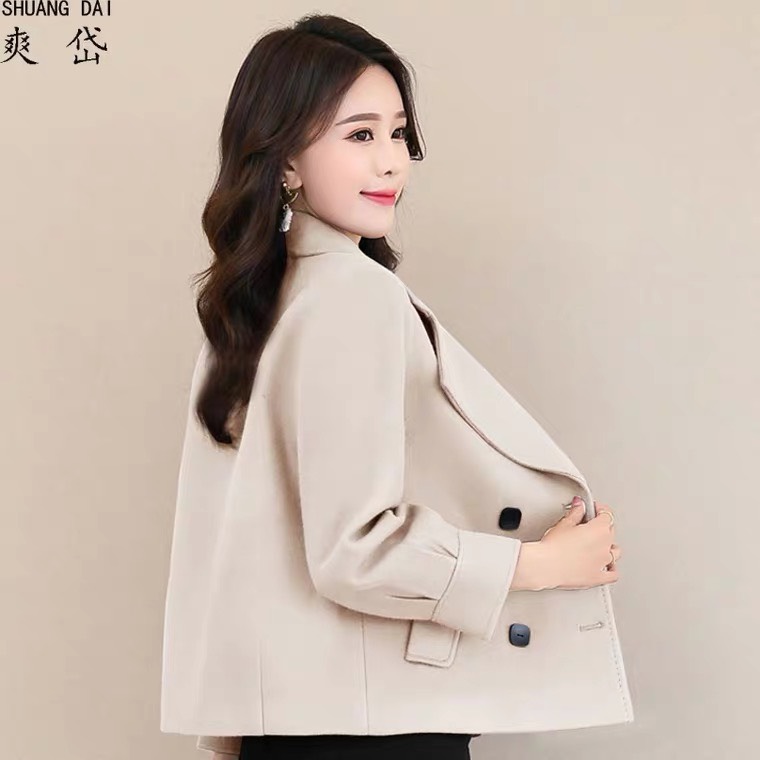 Ao khoac dạ dang suông mâu mi 2021
