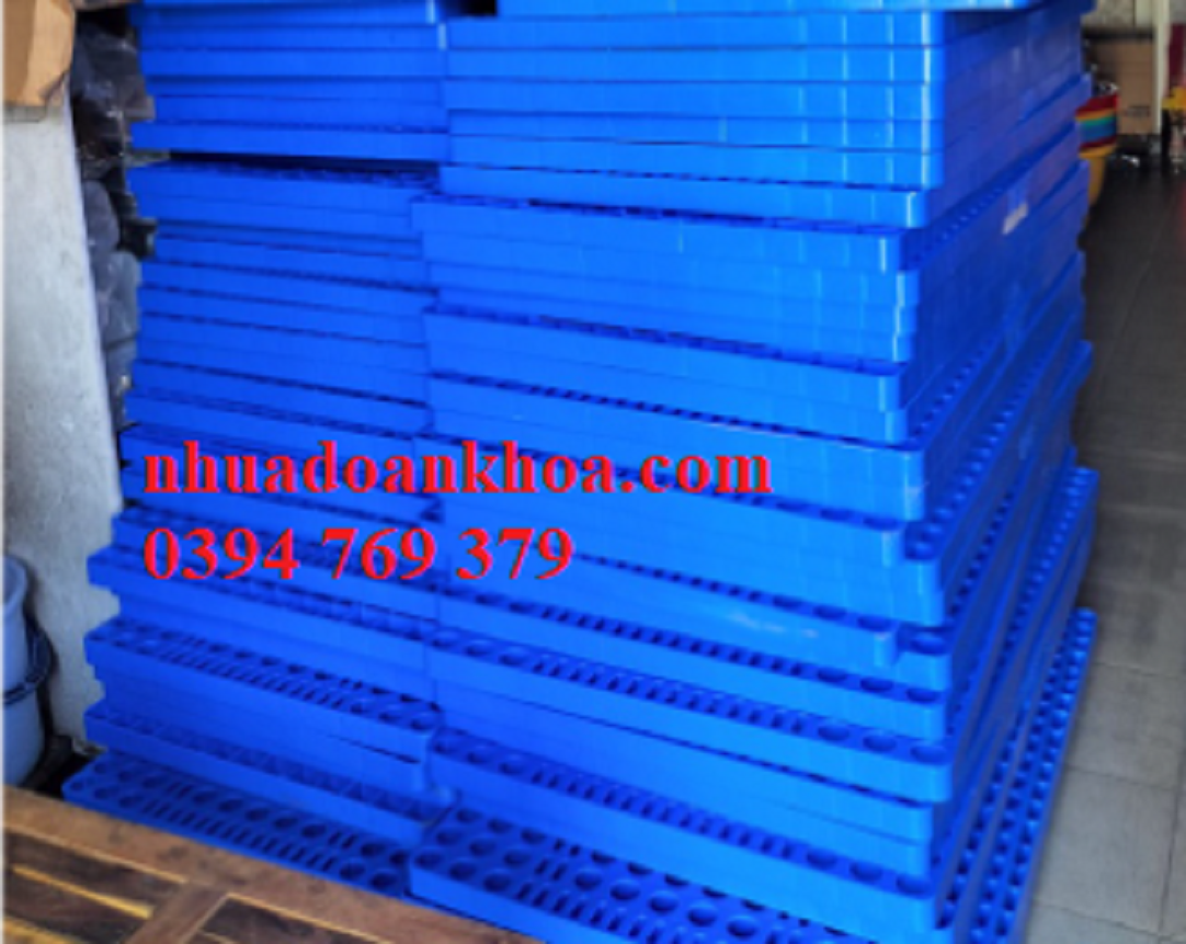 Pallet (tấm) nhựa kê đồ không chân 60x100
