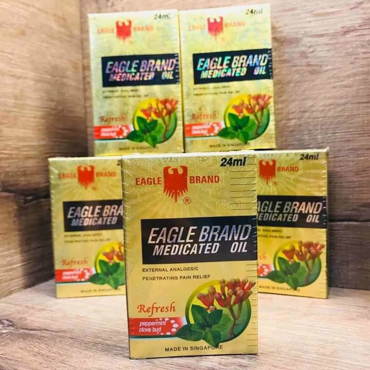 Dầu Gió Vàng Singapore Con Ó Eagle Brand 24ml
