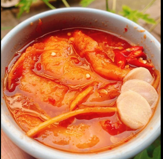 Tôm chua Bà Duệ hủ 400g ( đặc sản Huế)