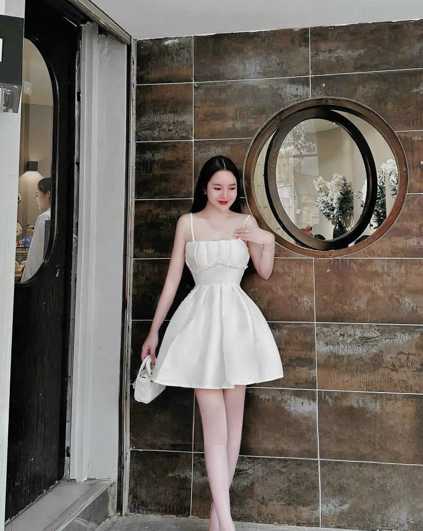 Đầm OPIS Dạng Xòe Kết Ngọc