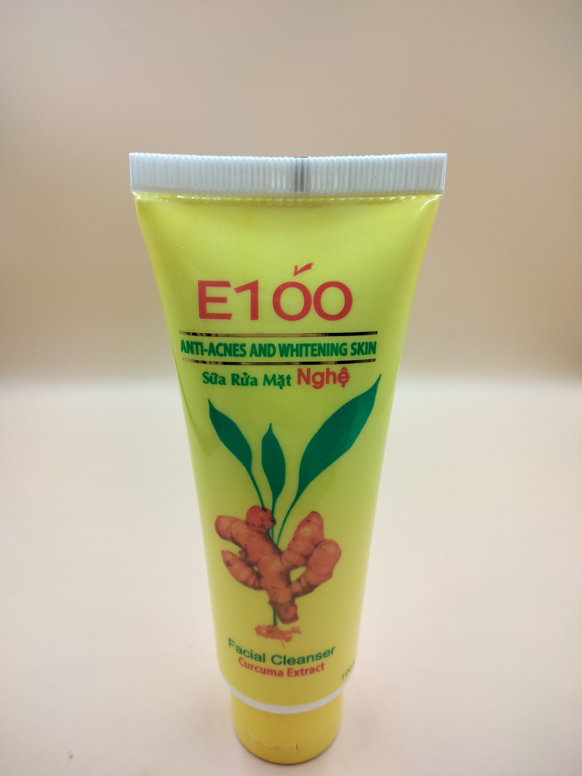 Sữa rửa mặt E100