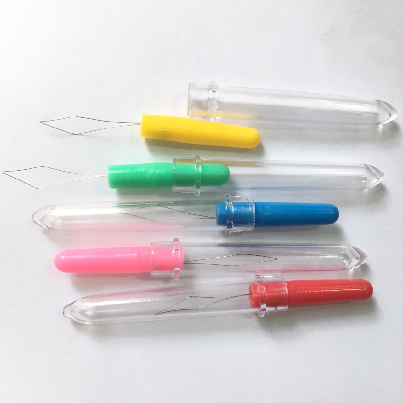 Combo 2 dụng cụ xỏ chỉ vào kim