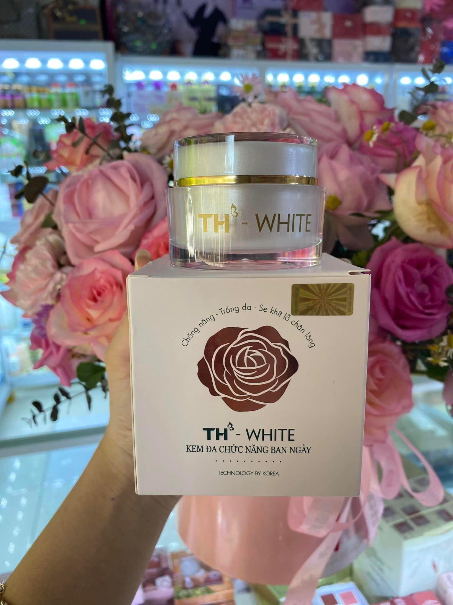 Combo kem trắng da đa chức năng ngày và đêm TH-White (2 x 20g)