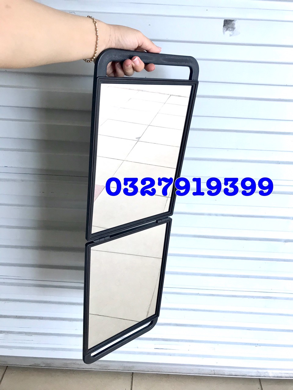 Barber Gương soi gáy J008 cao cấp 1 mặt hình chữ nhật tay cầm tiện lợi mặt sau xốp chống va đập kích thước 41x25,5 cm