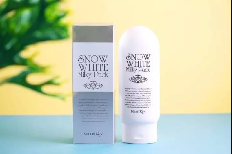 Kem dưỡng trắng toàn thân Secret Key Snow White Milky Pack thành phần của sản phẩm hoàn toàn lành tính và an toàn cho người sử dụng chất lượng và công dụng của sản phẩm đảm bảo như mô tả nhập khẩu