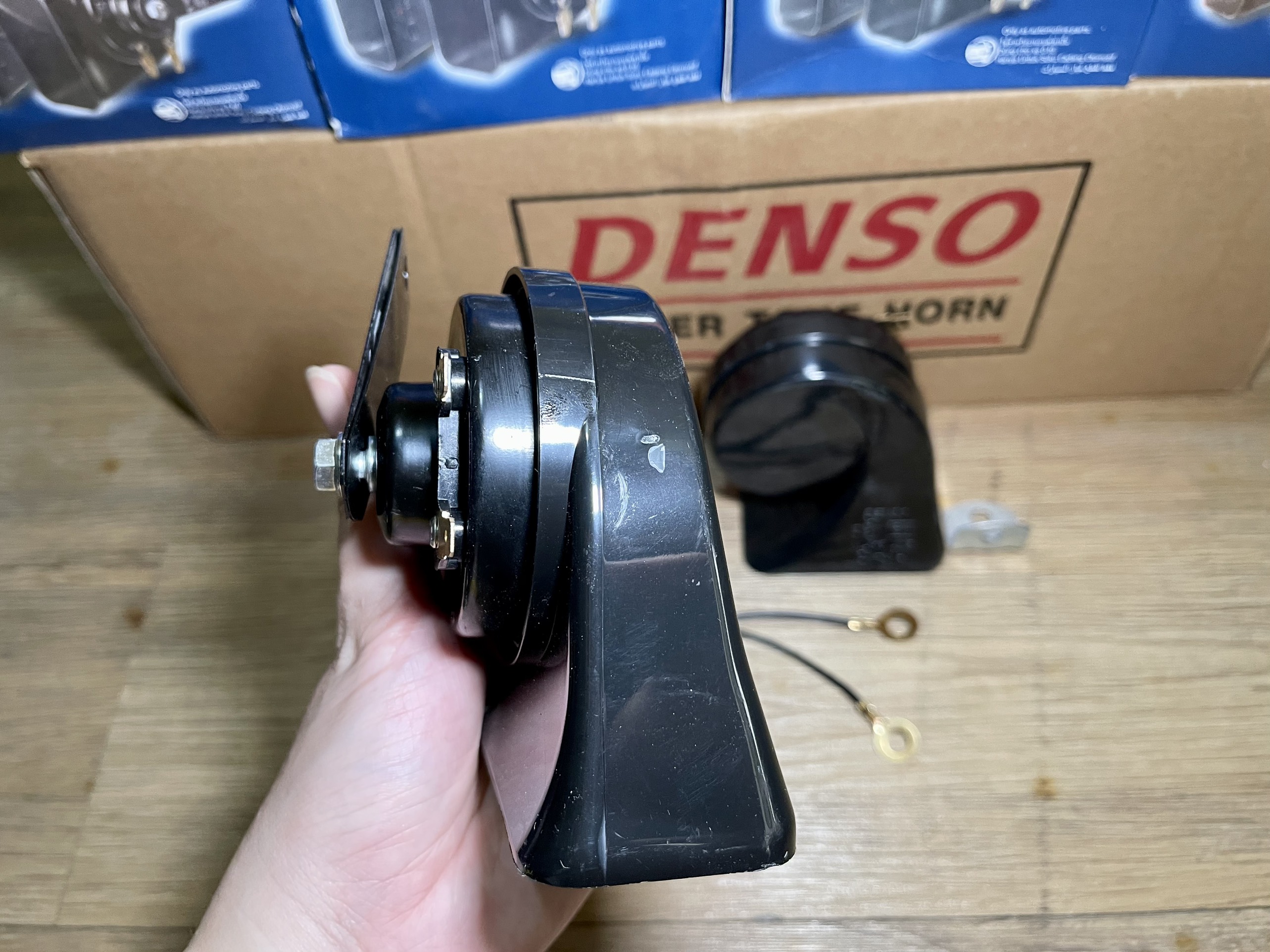 KÈN SÒ (CÒI) DENSO 12V
