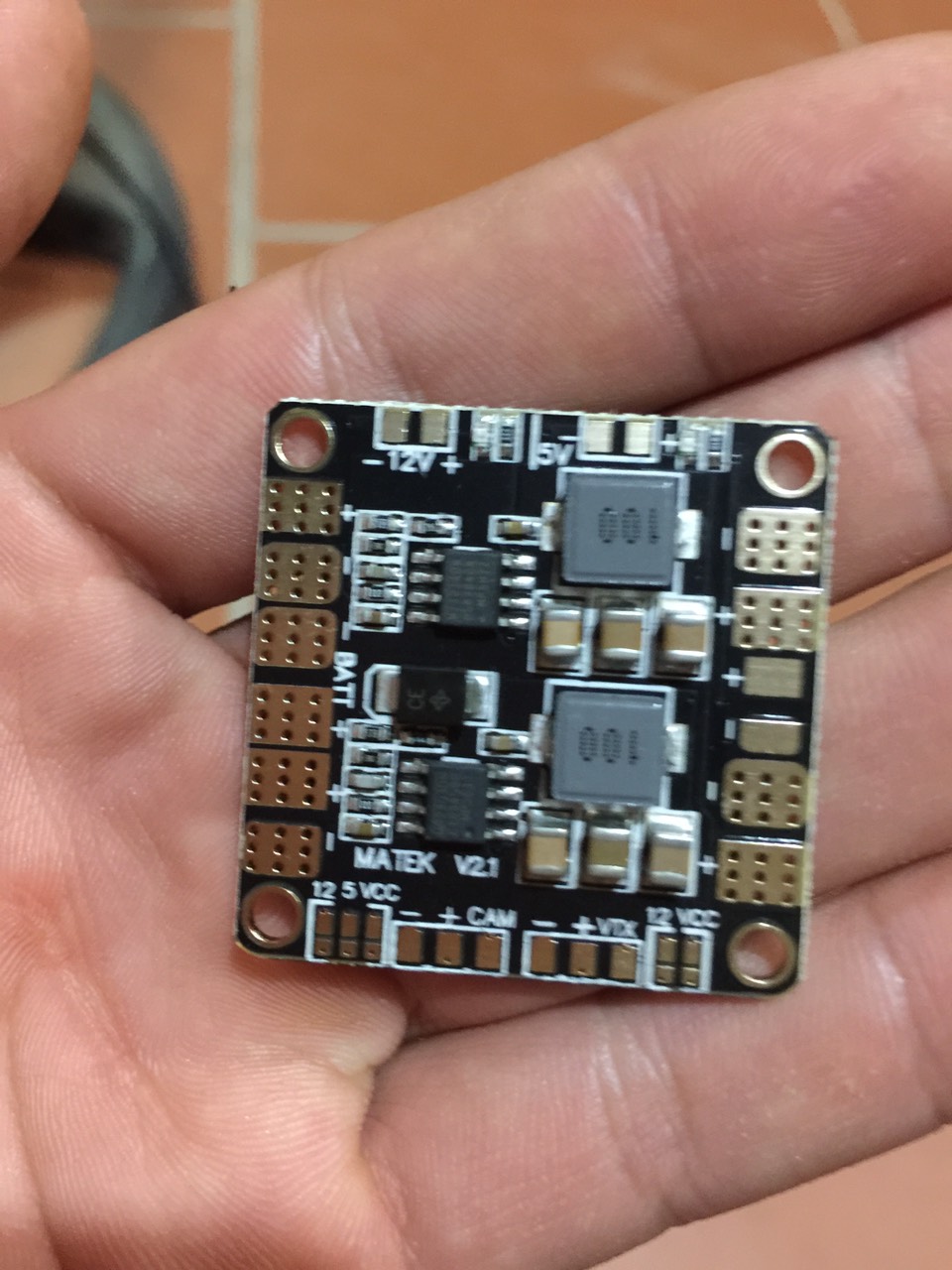 Mạch chia nguồn PDB Matek dual bec 5v và 12v