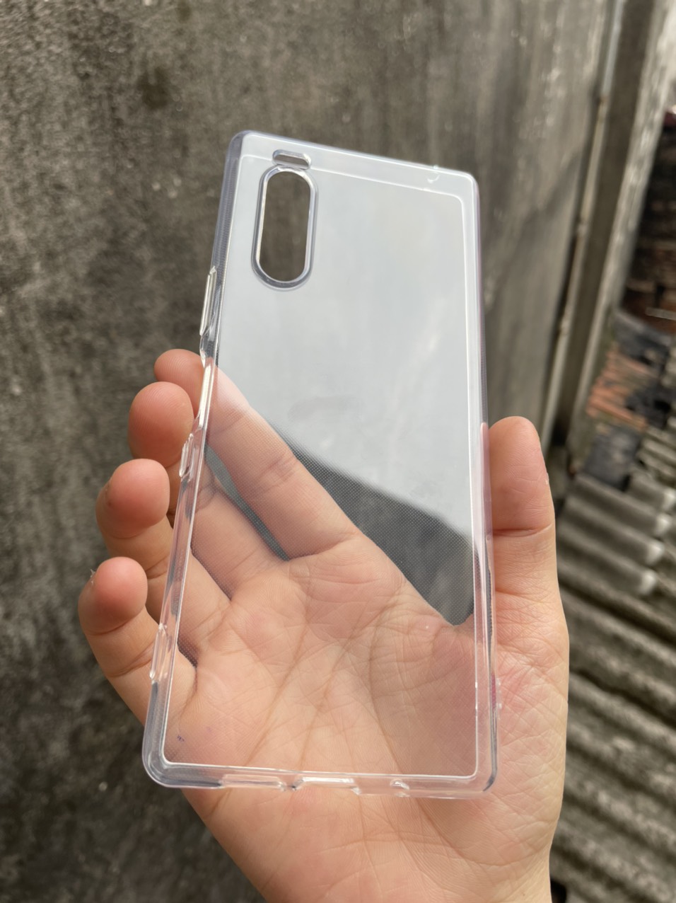 Ốp silicon GOR cho Sony Xperia 5 - Silicon hãng Gor có gờ bảo vệ camera