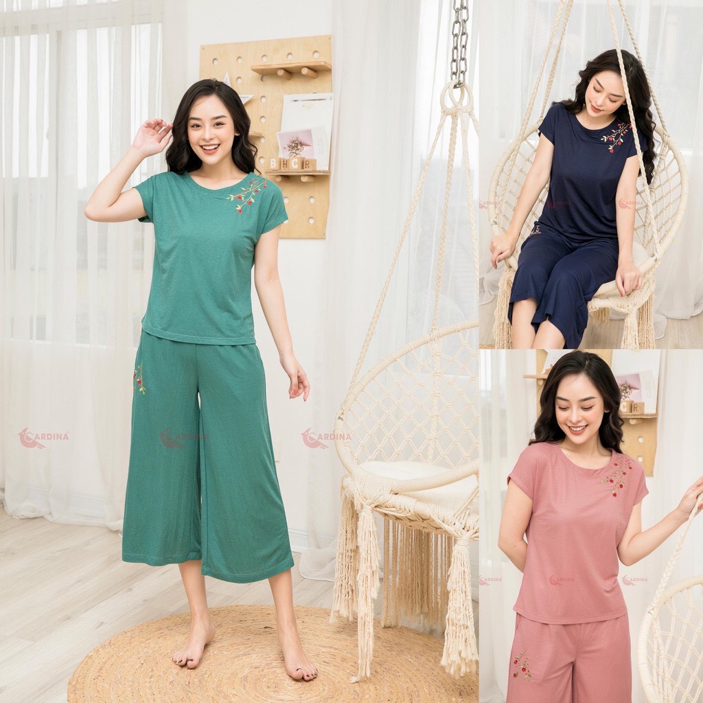 Bộ Đũi Lụa Lửng Cao Cấp Thêu Hoa CARDINA