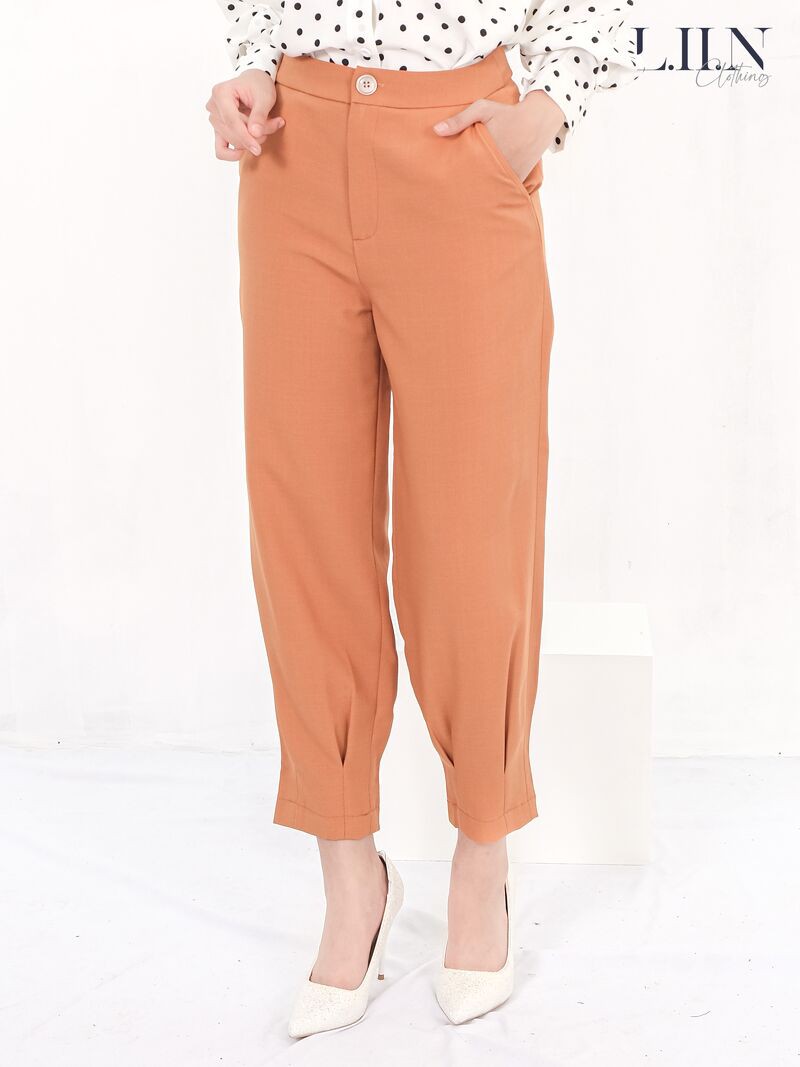 Quần baggy form chuẩn màu Cam bo gấu LIIN Clothing Q3288