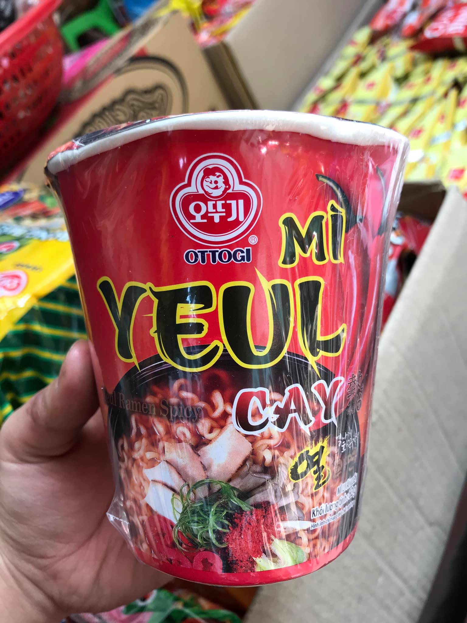 1 Thùng Mì ly ăn liền - Mì Ly Yeul cay 62g