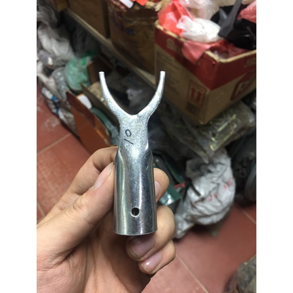 Đầu móc sào phơi quần áo, phơi khăn