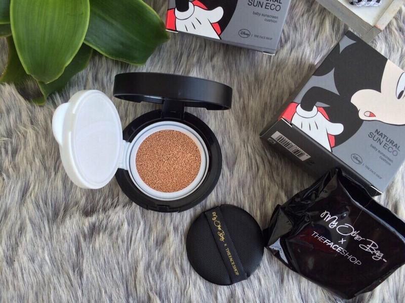 Phấn nước Mickey tặng kèm lõi sơ cua