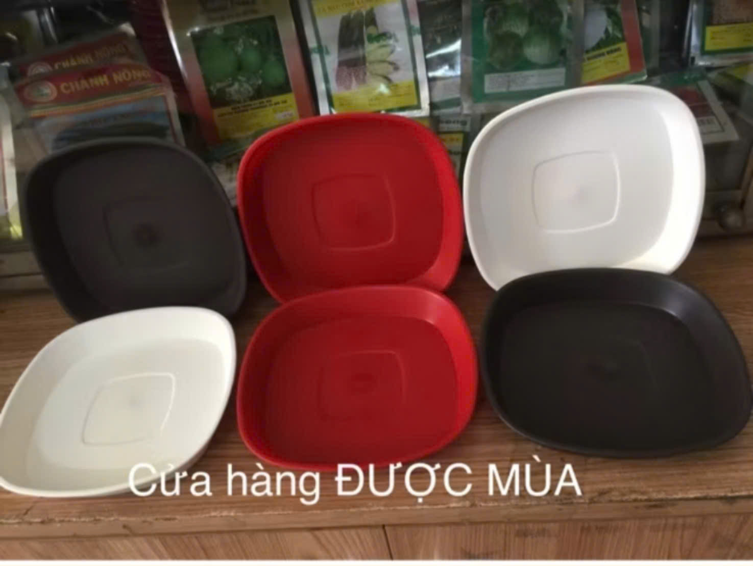 dĩa lót chậu cây vuông 17cm