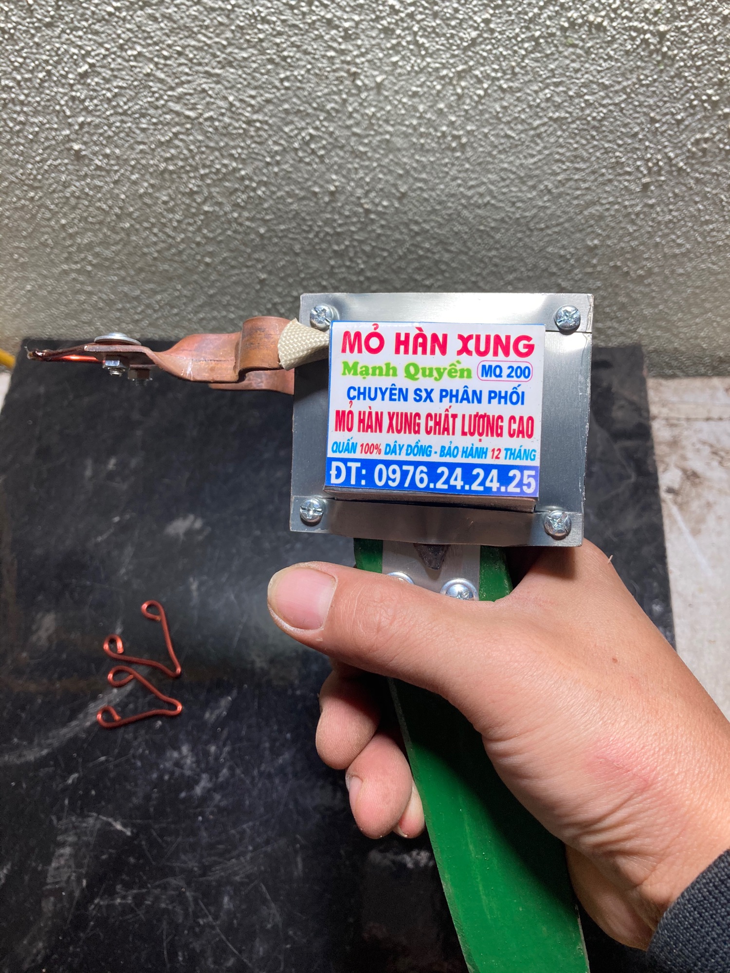 Mỏ Hàn xung 300w-Hàn chì-Hàn thiếc( phiên bản cán gỗ ốp sắt)