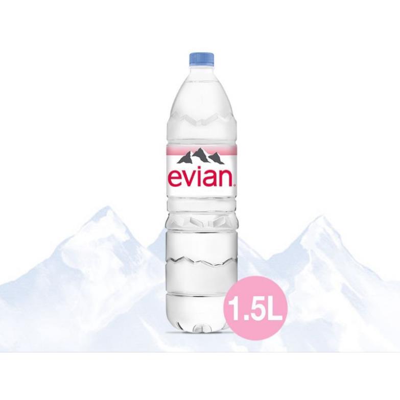 Thùng 12 chai nước khoáng Pháp Evian 1,5 lít.