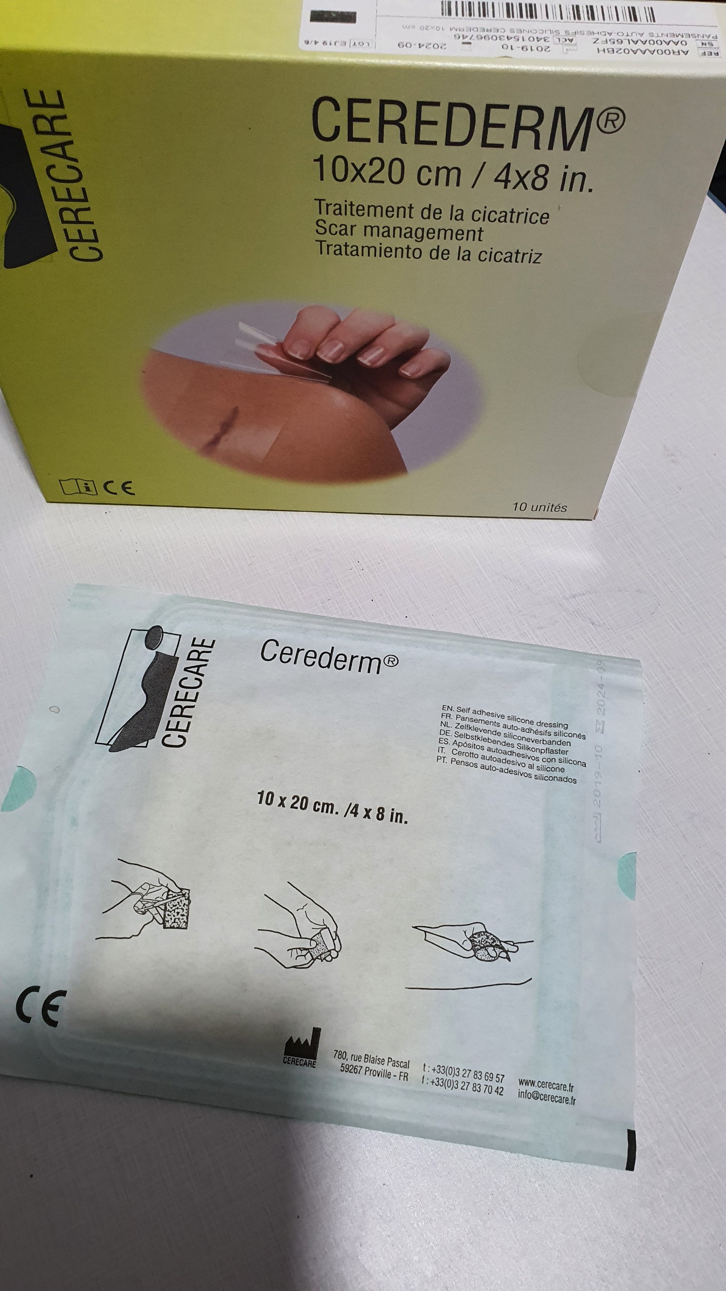 Miếng dán sẹo Cerederm phẫu thuật sau hút mỡ 10*20cm