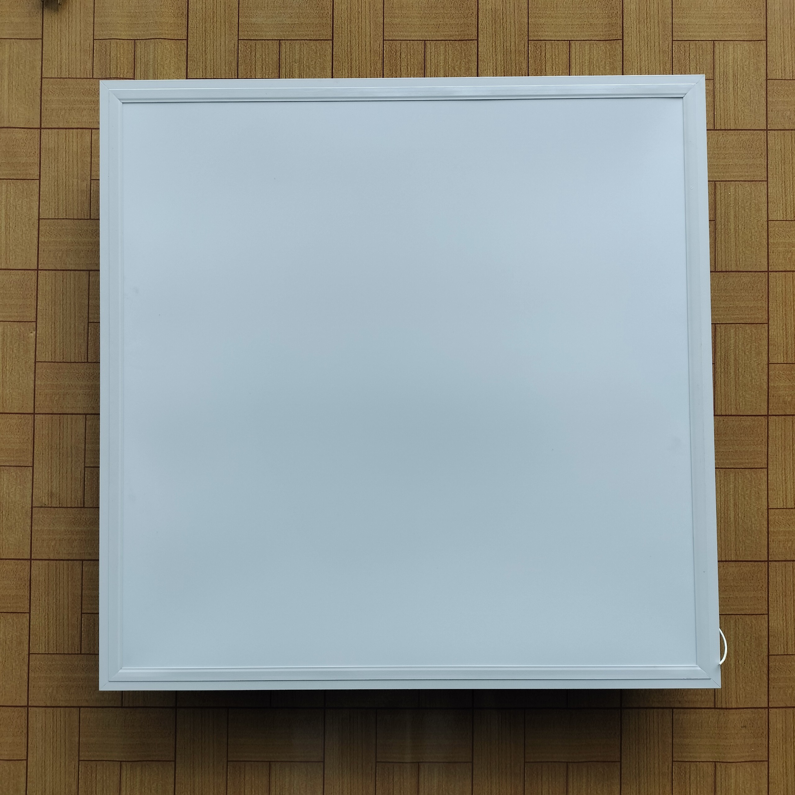 ĐÈN LED PANEL ốp trần 600*600 Công suất 60W-220v
