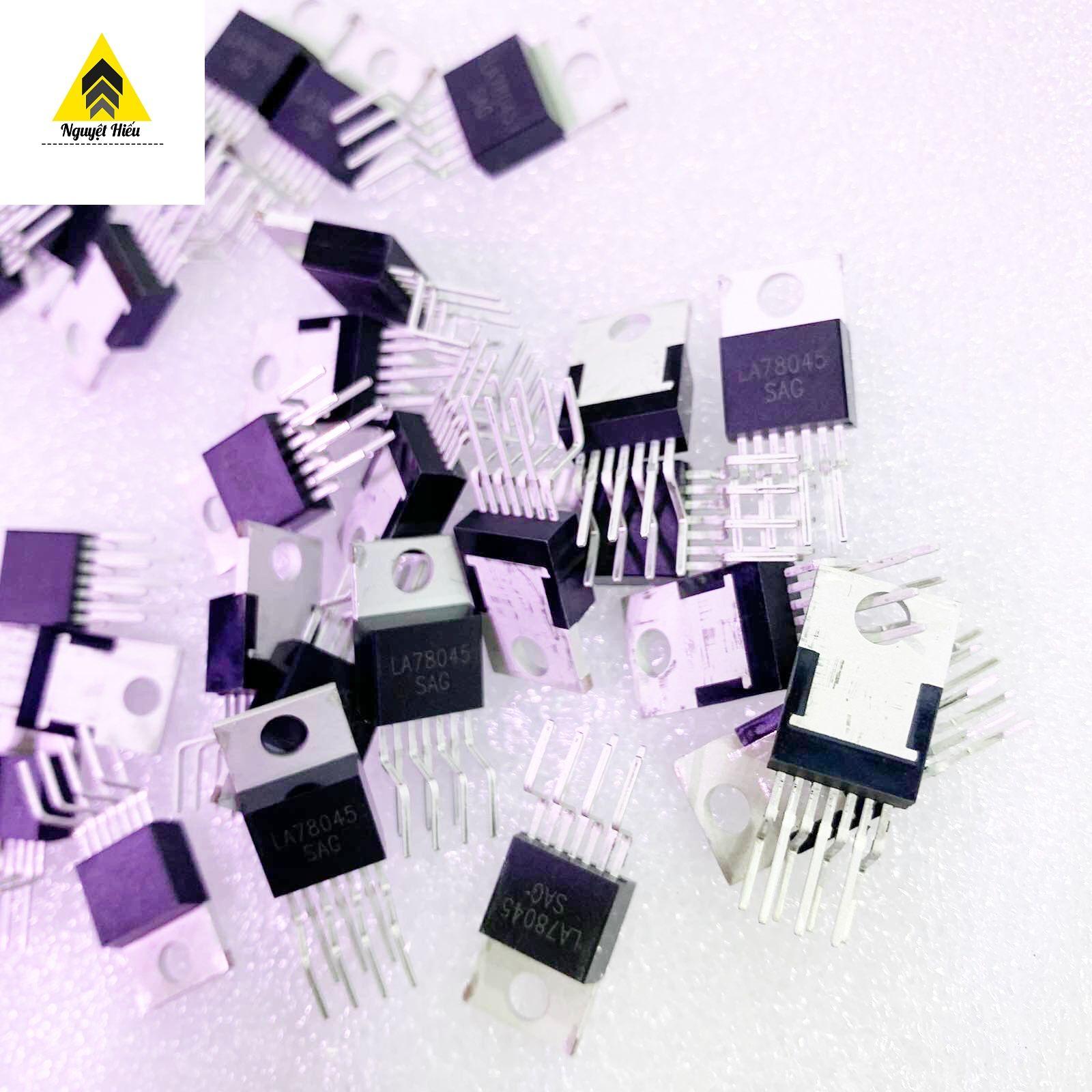 2 con ic LA78045
