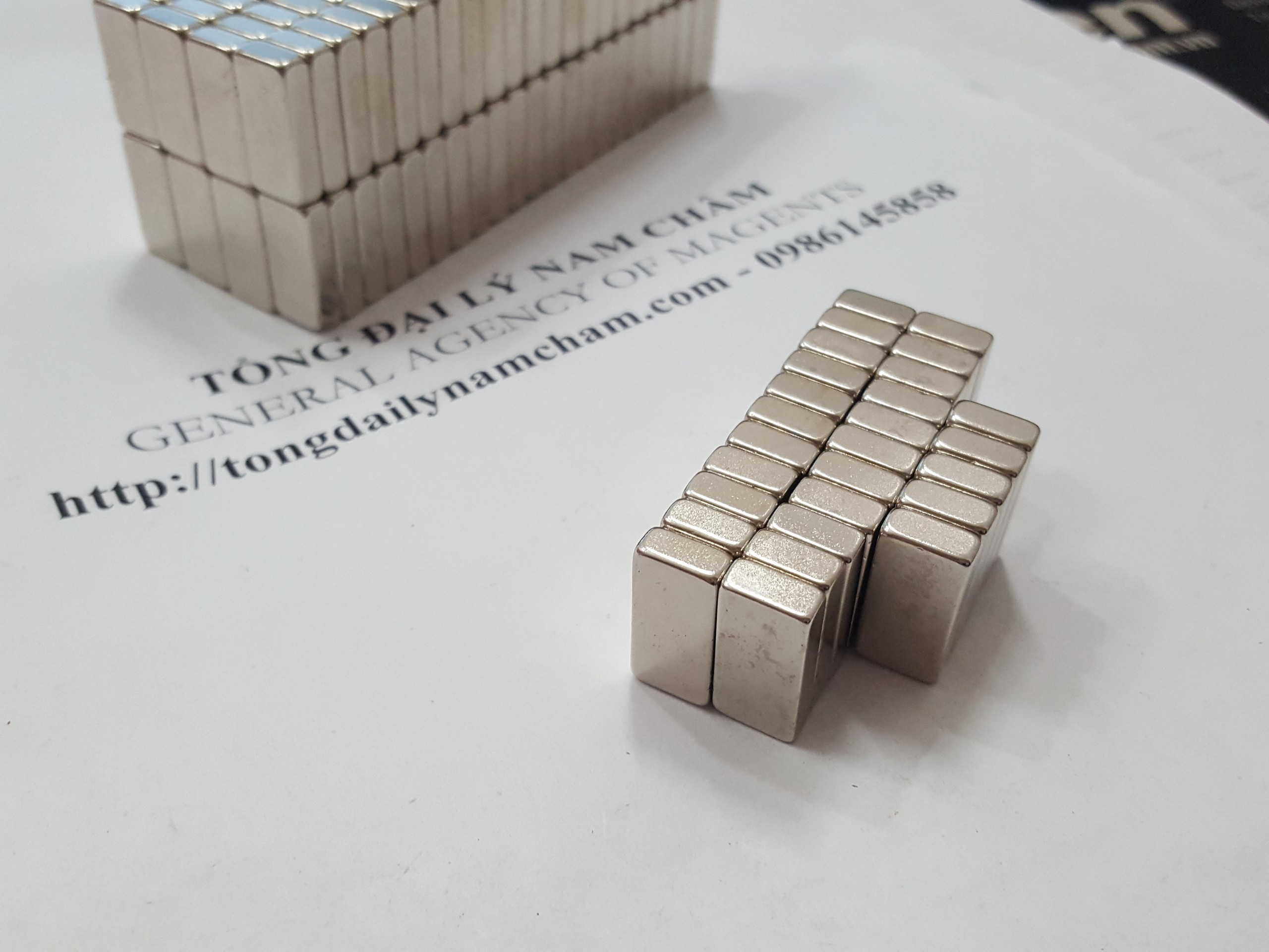 20 viên nam châm 20x10x5mm