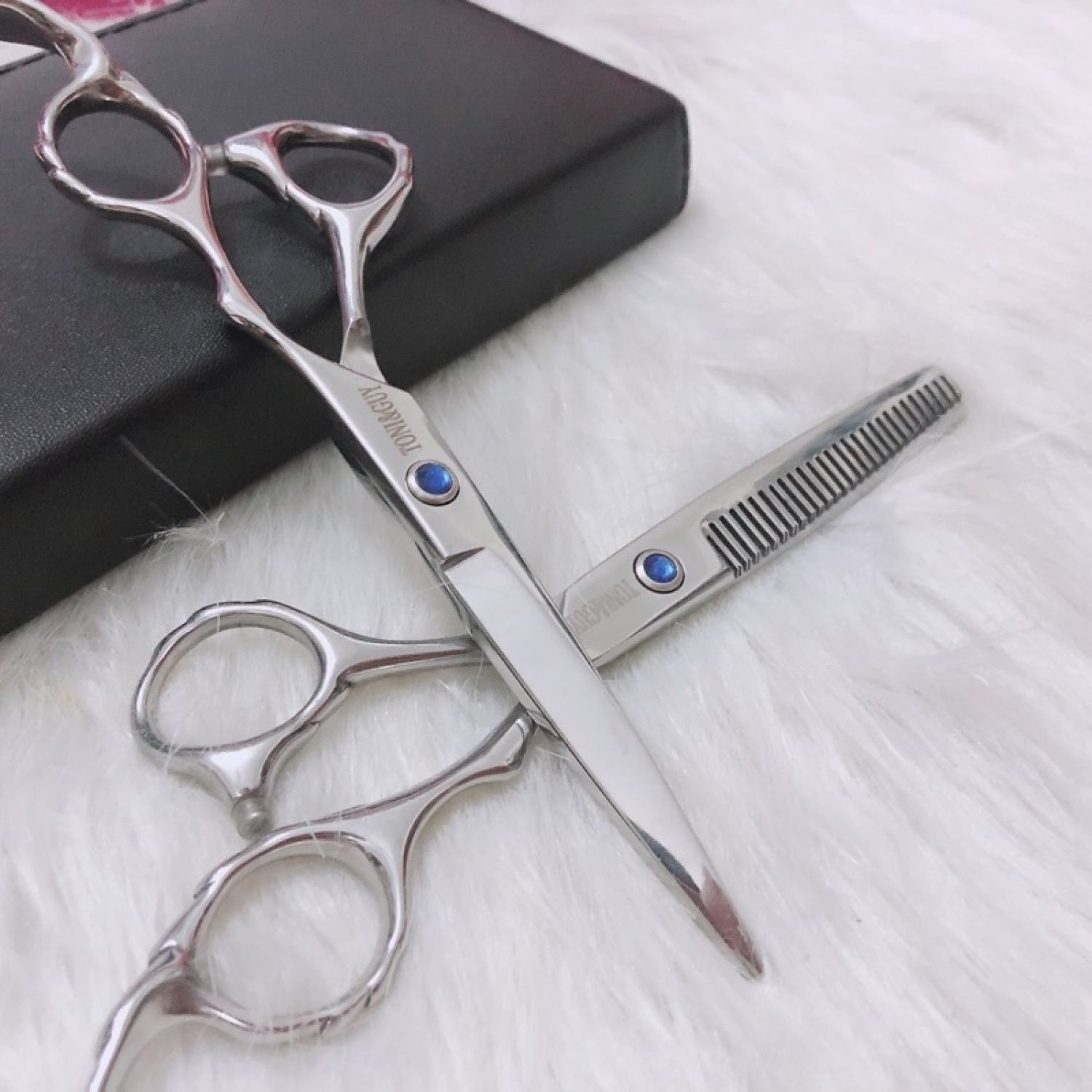 Cặp kéo cắt tỉa tóc nam nữ toni&guy ( Giá siêu ưu đãi cho các cho các gia đình nhé )