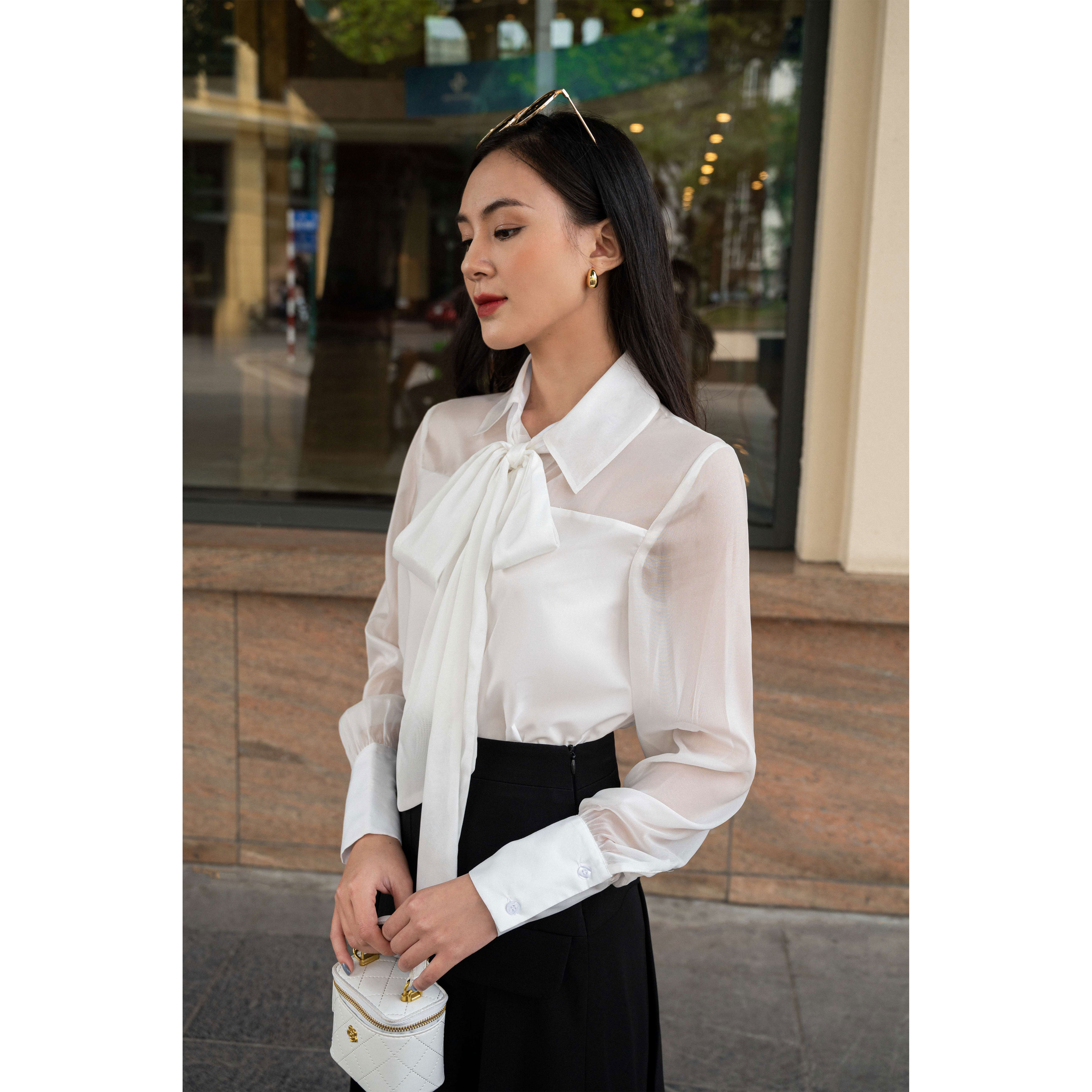 Sơ mi trắng phối thân cổ nơ 03SHI412 - MAIIMER