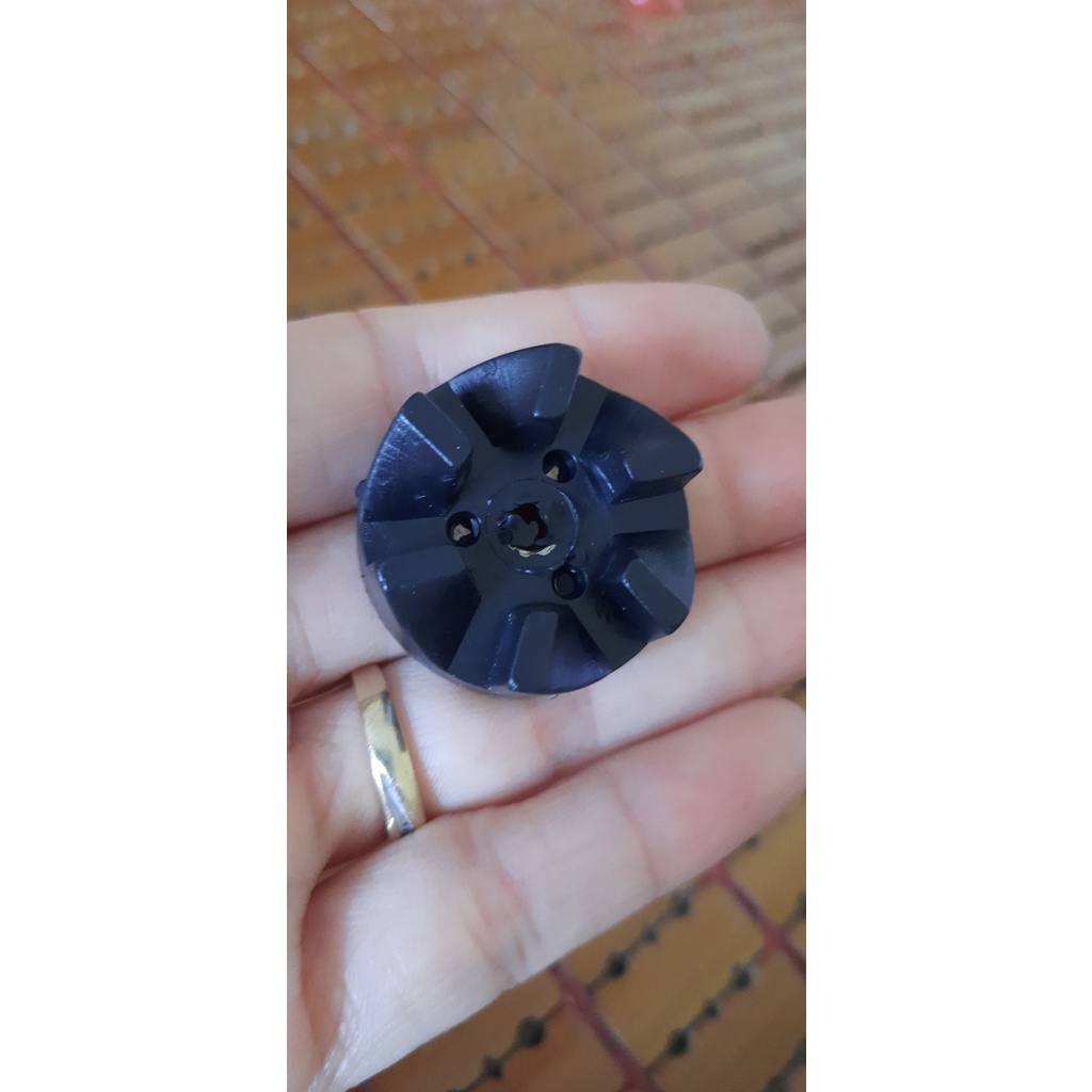 Bánh răng máy xay magic loại 6 chân