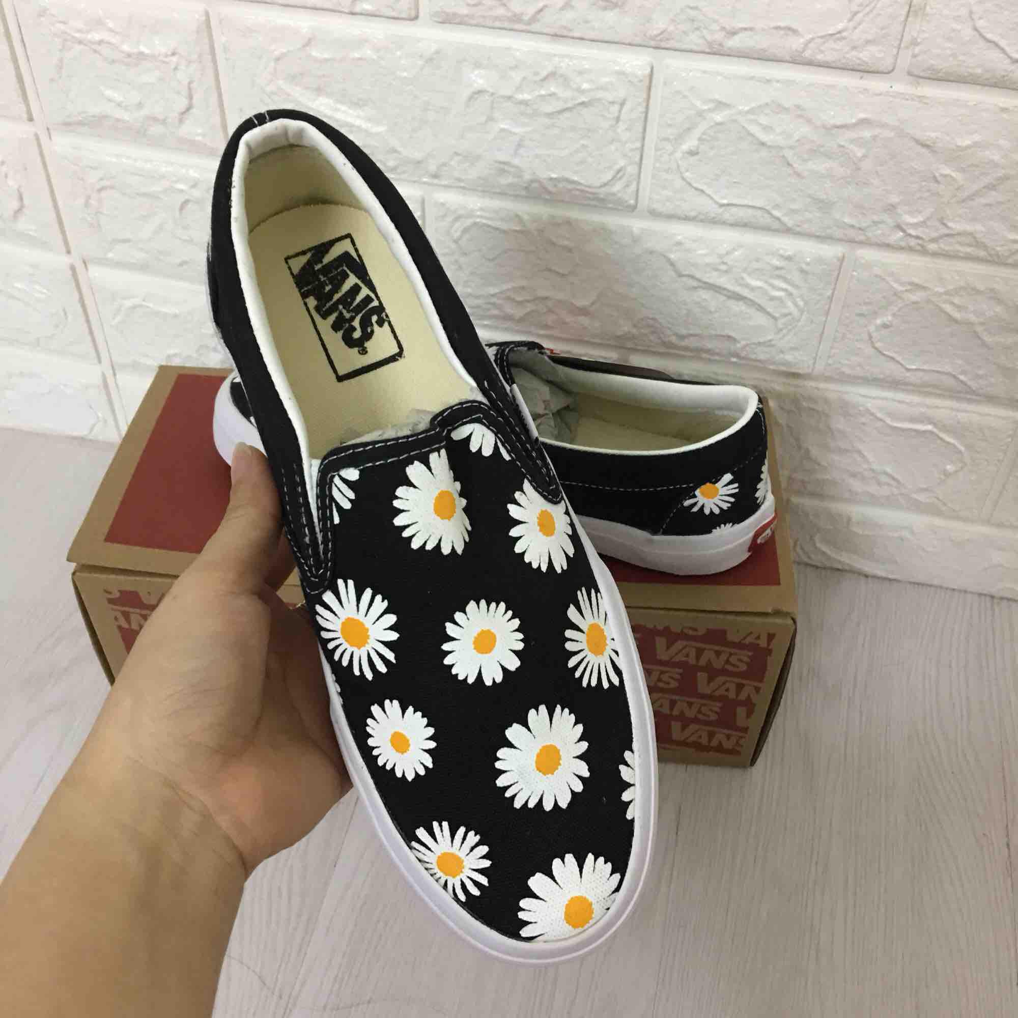 [TẶNG HỘP-SẴN HÀNG] Giày vanz lười slip on Hoa size 36->39