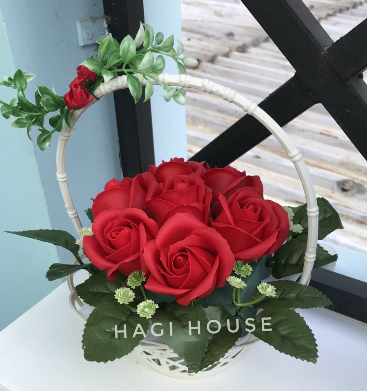 Giỏ hoa hồng sáp thơm 7 bông, hàng sẵn