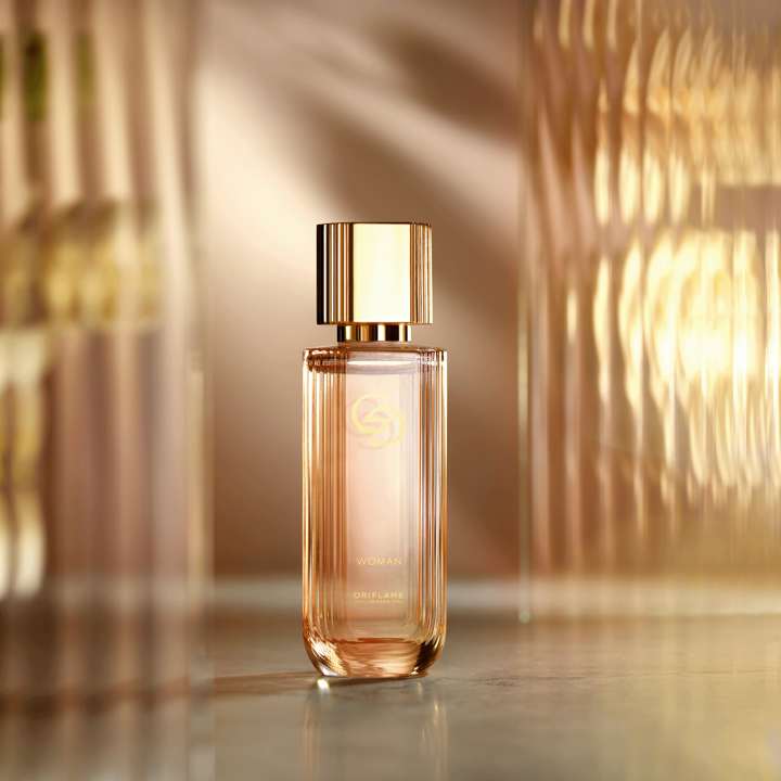GIORDANI GOLD WOMAN EAU DE PARFUM.
