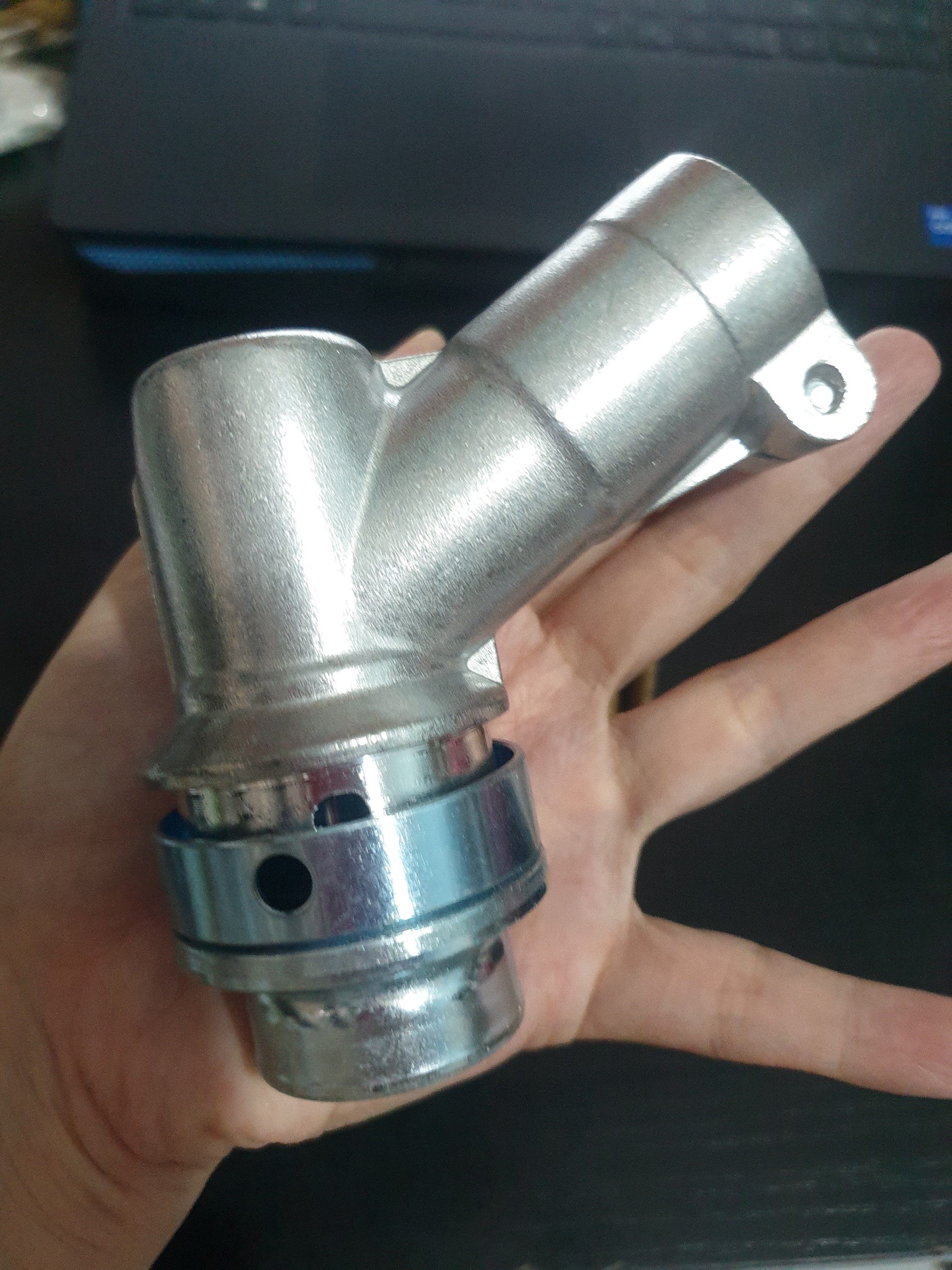 [HCM]Đầu bò ( dao) phi 24mm - 13 khía rãnh máy cắt cỏ.  XÁC NHỎ