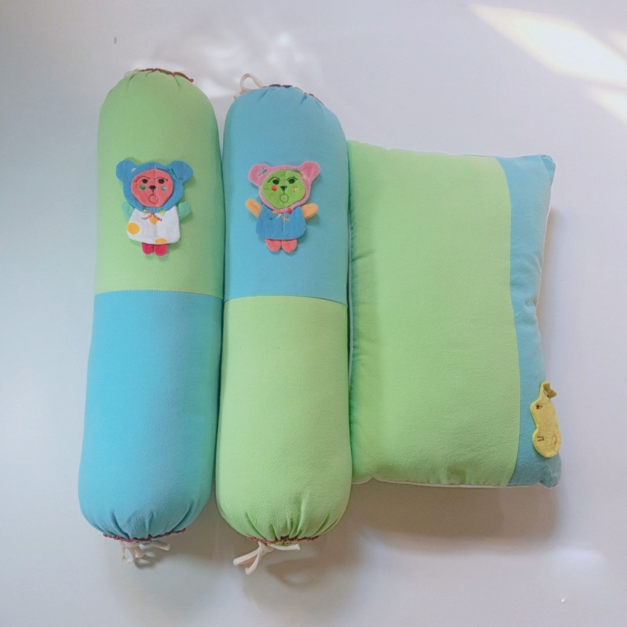 [HCM]Bộ Gối Xốp Cho Bé( 1 Gối Nằm2 Gối Ôm)