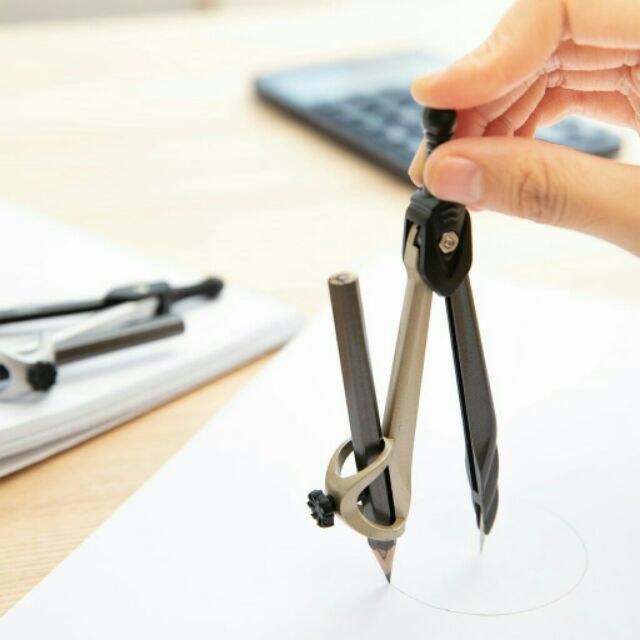 [HCM]Compa cao cấp deli sử dụng chì cây