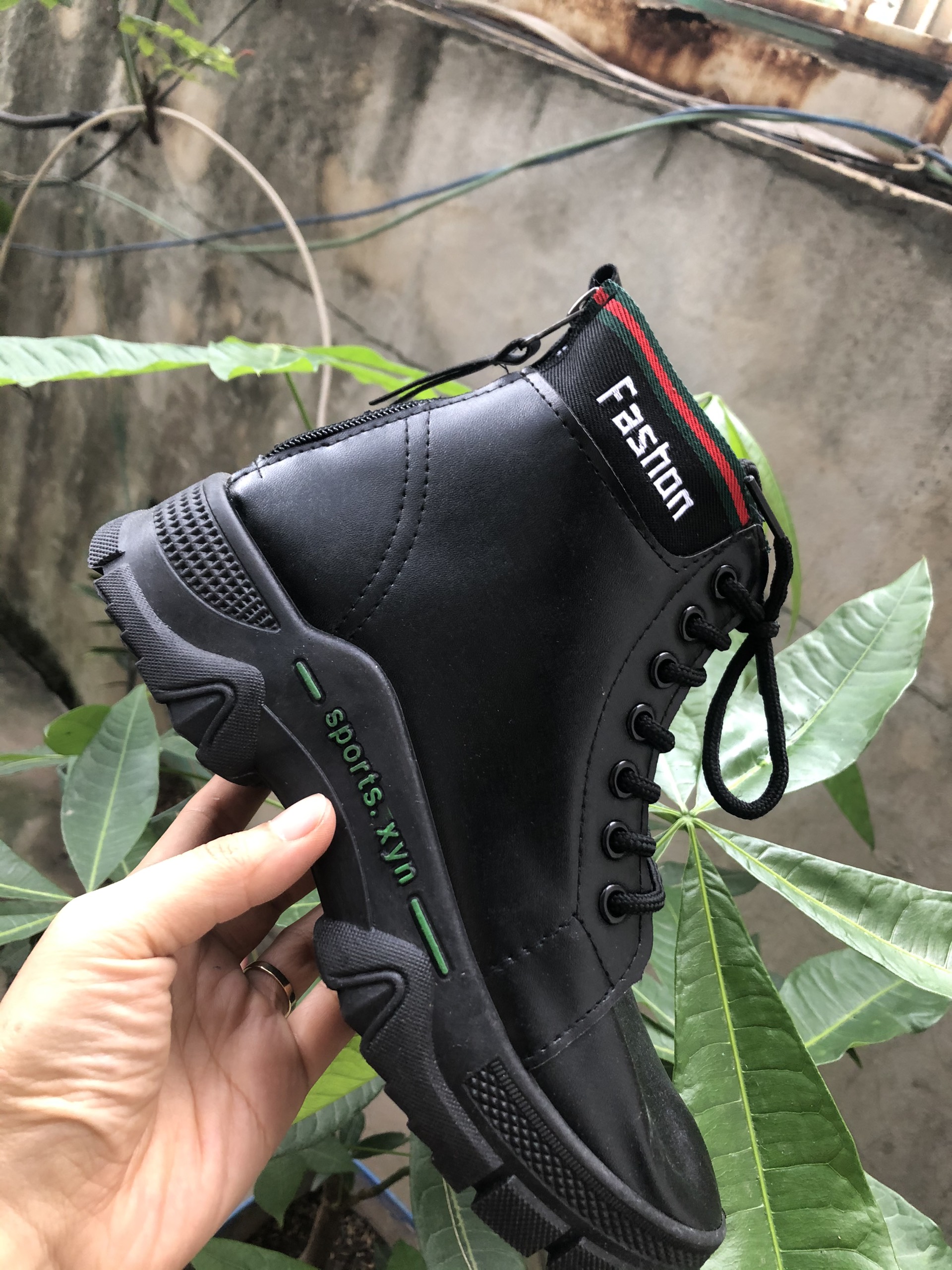 Ảnh thật - Giày Boot nữ thời trang khóa gót cá tính B162