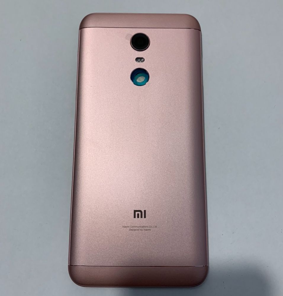 bộ xương vỏ xiaomi Redmi 5 plus , kèm khay sim