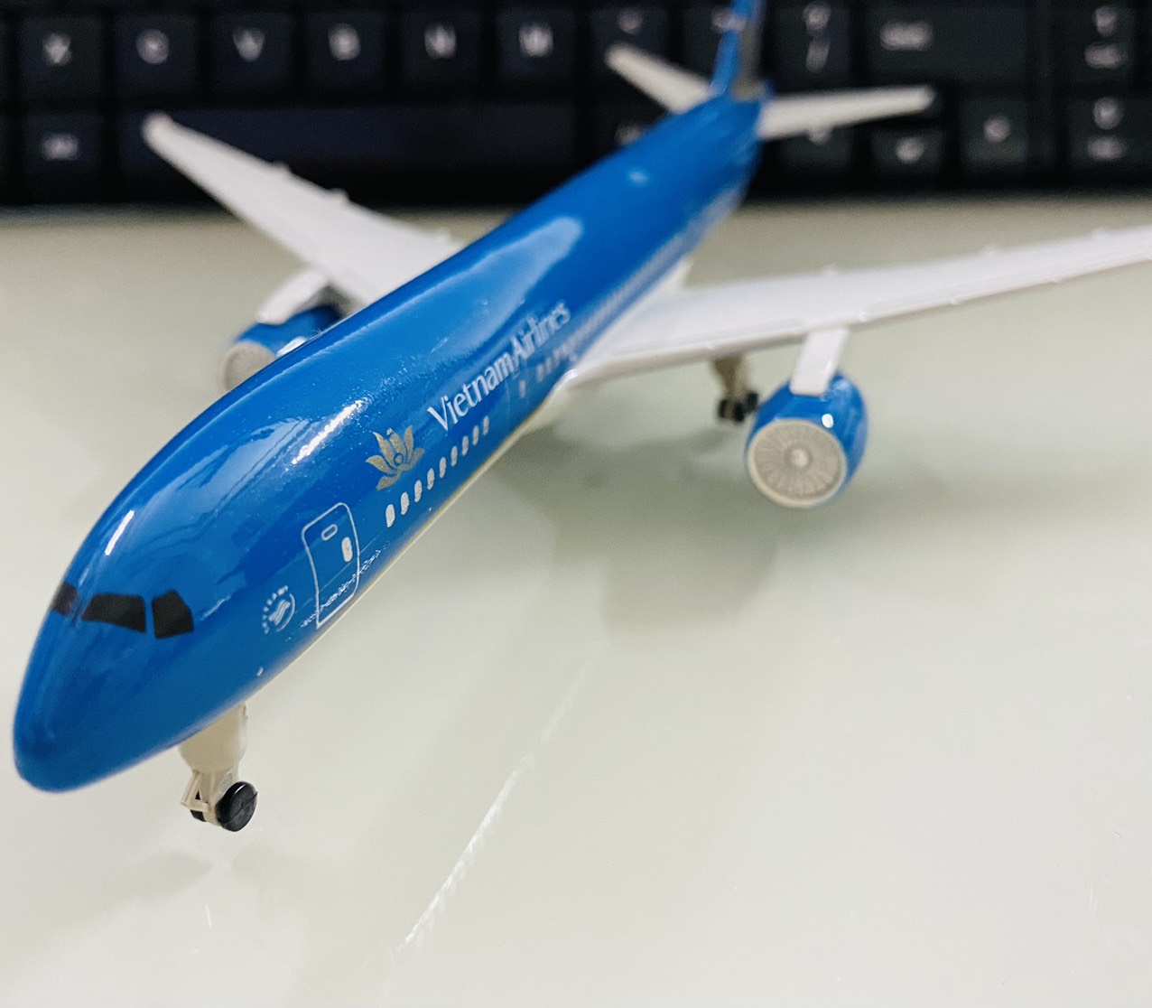 Mô hình máy bay VN airline