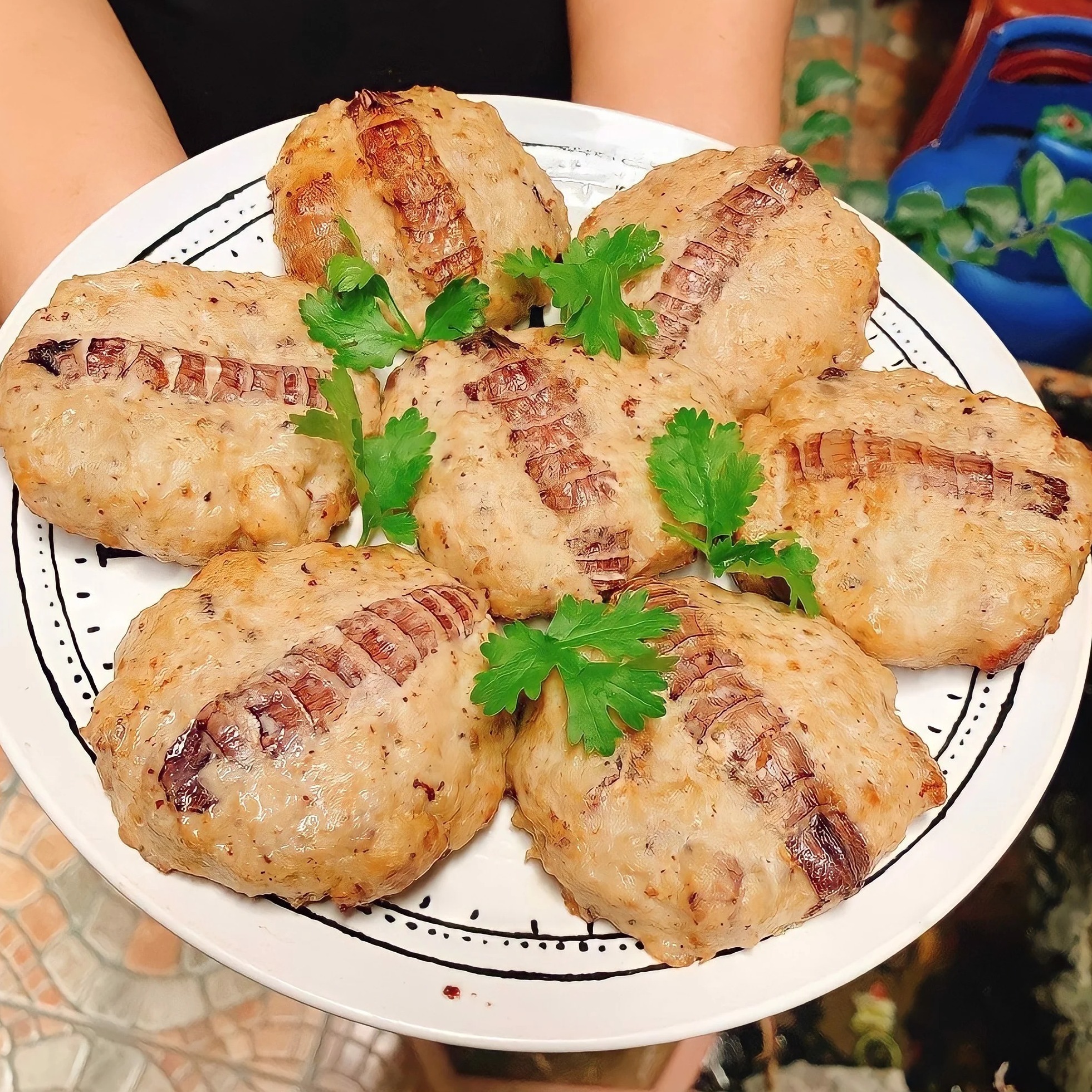 Thịt Tôm Tít (Hộp 500gr)