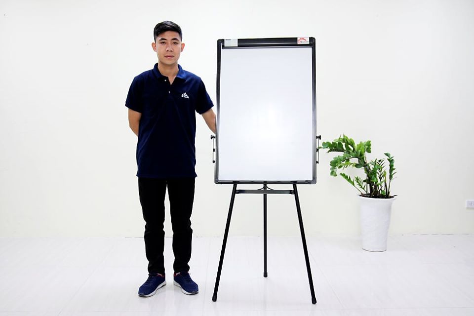 Bảng Flipchart Silicon 3 chân FB33(70x100)